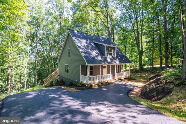 111 Bloodroot Rd, Front Royal