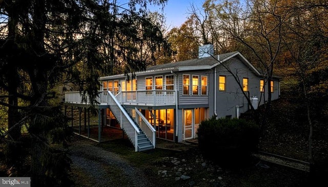 1494 Bennys Beach Rd, Front Royal