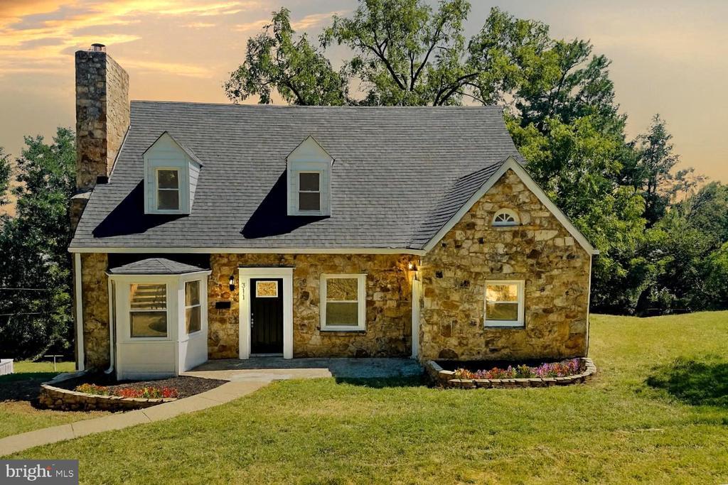 311 Villa Ave, FRONT ROYAL