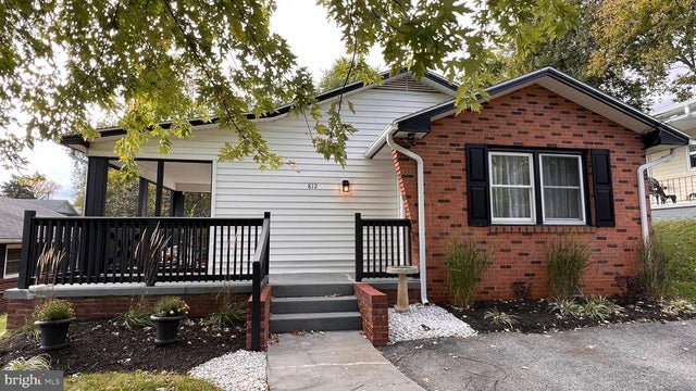 812 Virginia Ave, Front Royal