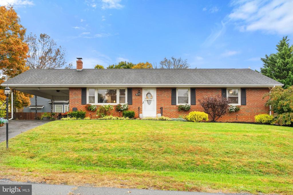 204 E 17th St, FRONT ROYAL