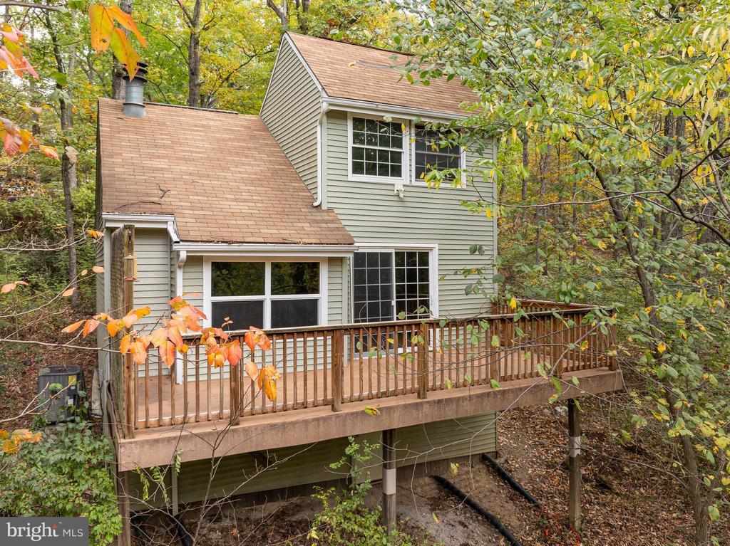 289 Crowfoot Ln, GERRARDSTOWN WV GERRARDSTOWN Cabin Homes For Sale