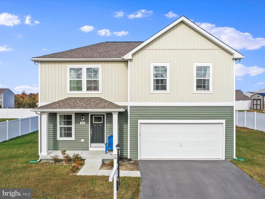 430 Eurasian Dr, BUNKER HILL