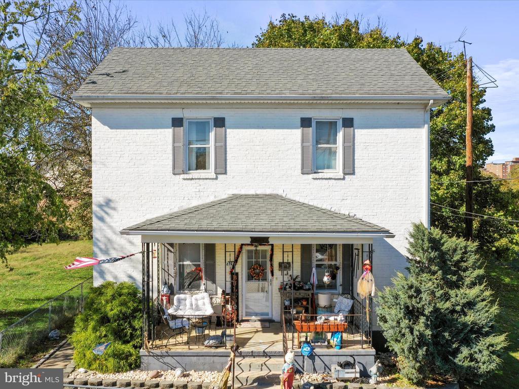 326 Oak St, MARTINSBURG