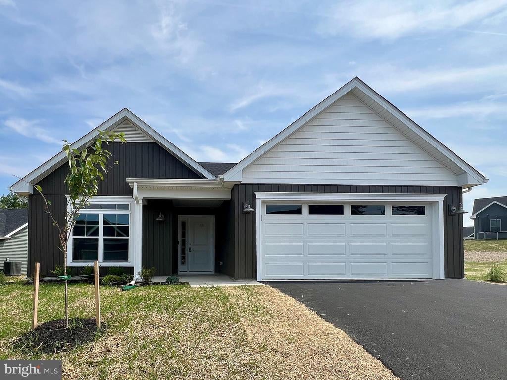 Lot 578 Thoroughbred Ter, MARTINSBURG