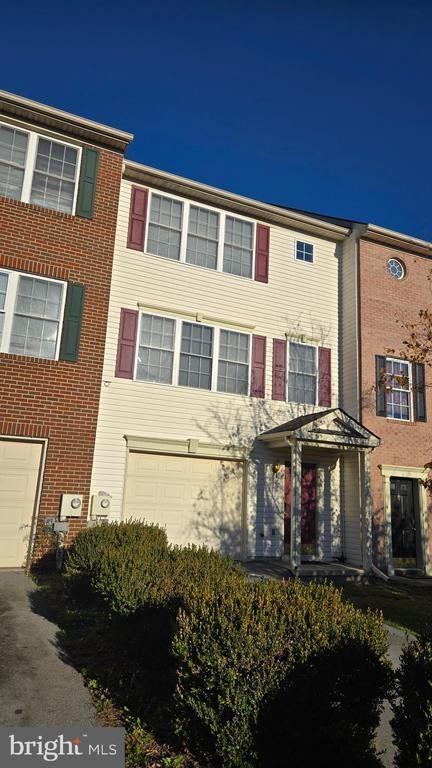 80 Ritter Dr, MARTINSBURG