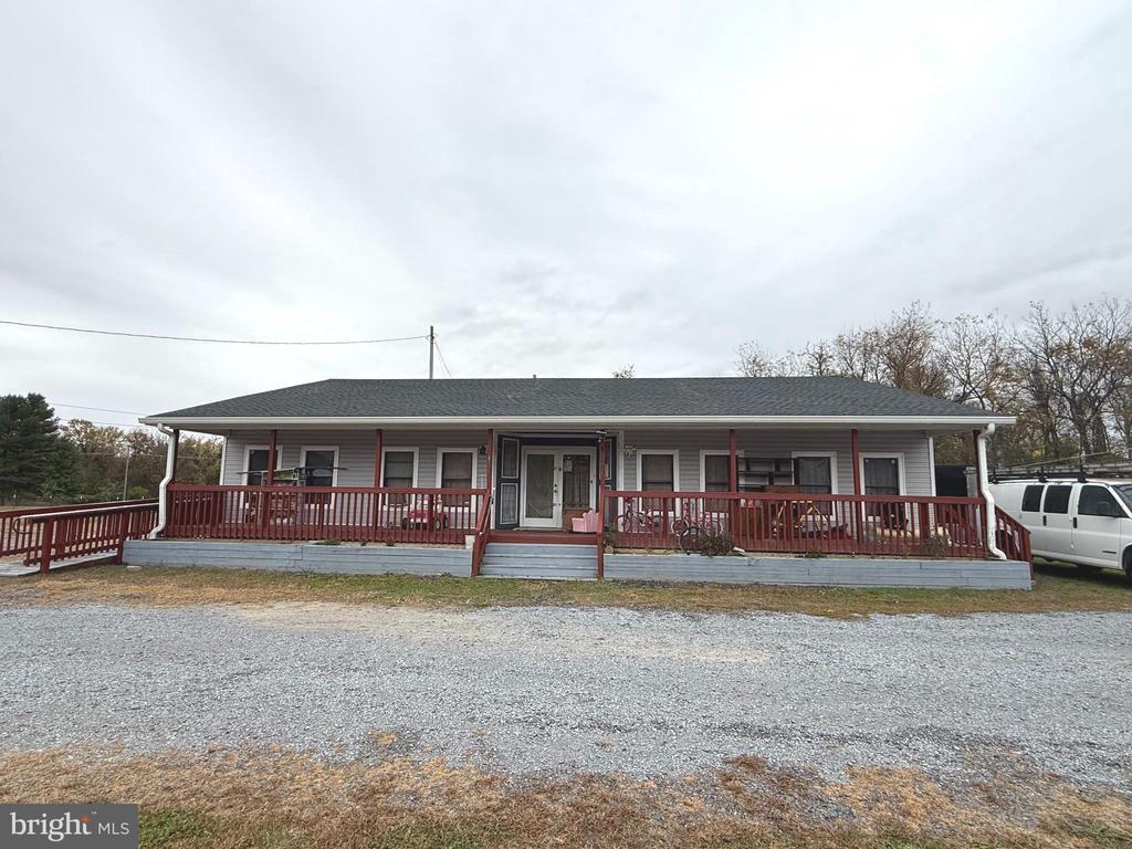 6468 Charles Town Rd, KEARNEYSVILLE