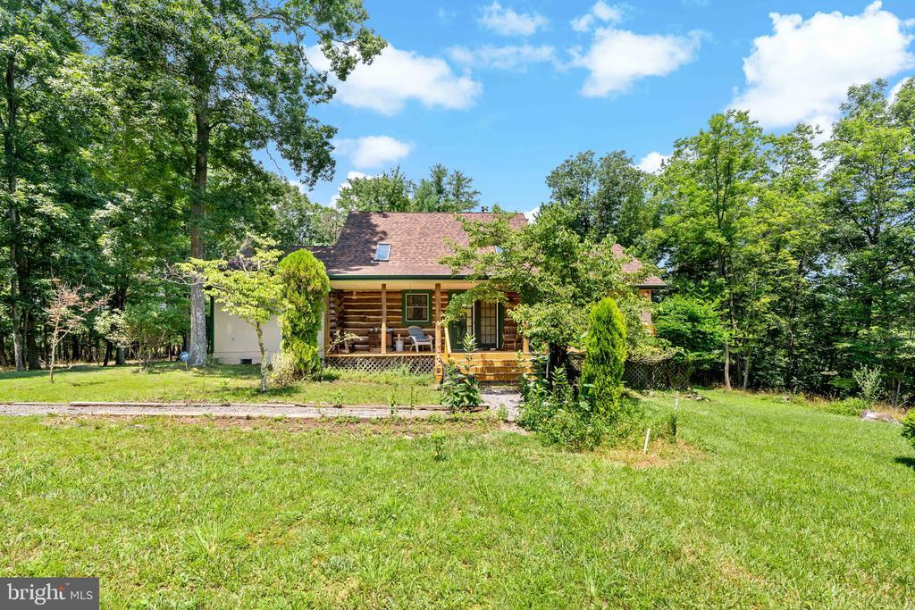 Listing photo for 819 Packing House Rd, BERKELEY SPRINGS, WV