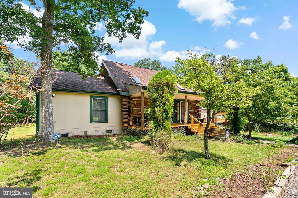 Listing photo for 819 Packing House Rd, BERKELEY SPRINGS, WV