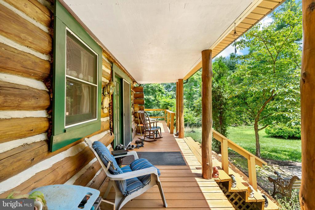 Listing photo for 819 Packing House Rd, BERKELEY SPRINGS, WV