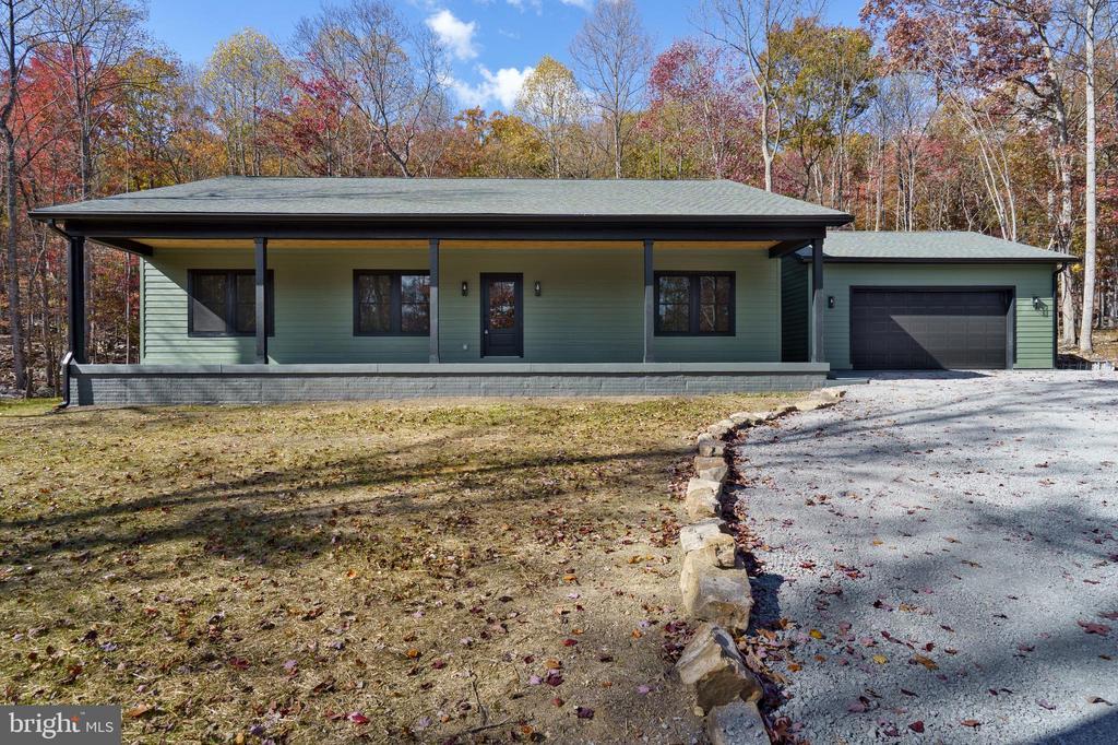 89 Parkside Ter, BERKELEY SPRINGS