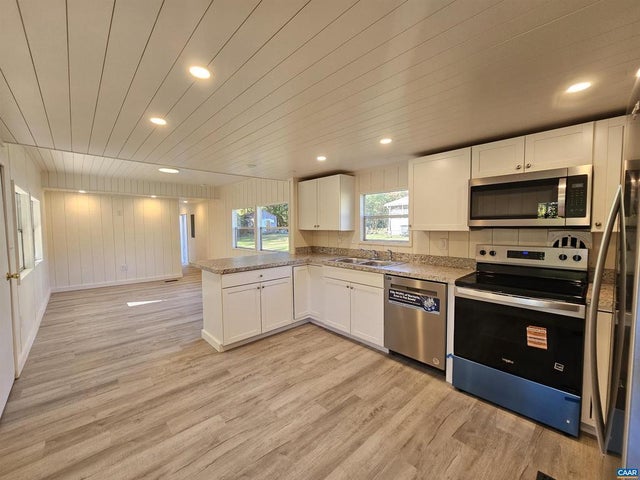 211 Virginia Ave, Mineral