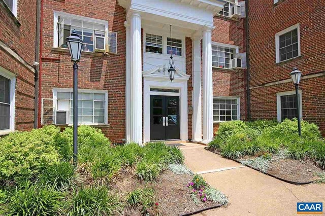 32 University Cir #3, Charlottesville