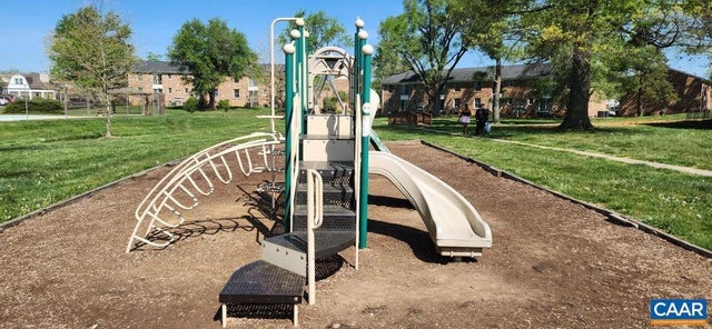 1750 Rosser Ave #44 Brandon Ladd Circ, Waynesboro