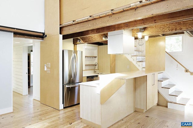 223 Sw 4th St, Charlottesville