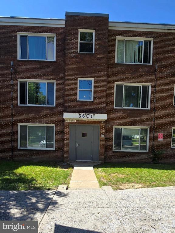 5601 Nannie Helen Burroughs Ave Ne #104, Washington