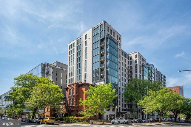 950 3rd St Nw #303, Washington