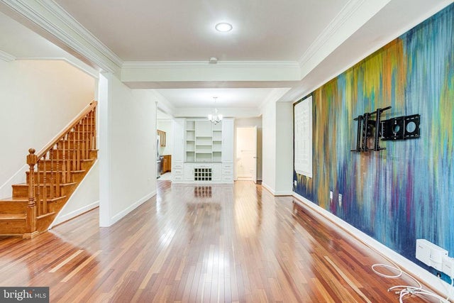 595 Columbia Rd Nw, Washington