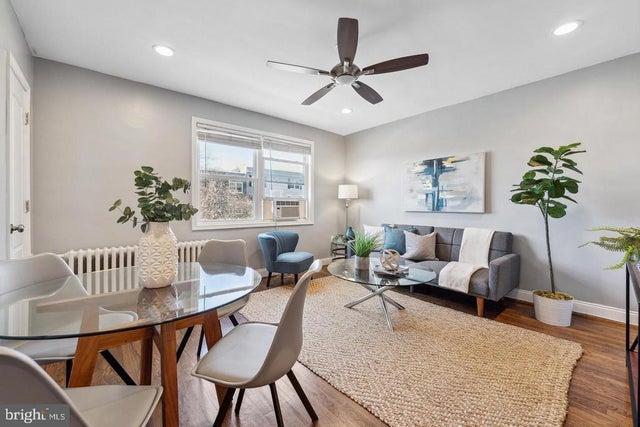 909 19th St Ne #2, Washington