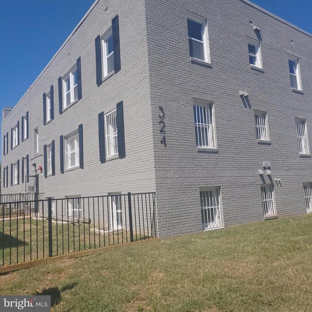 324 61st St Ne #3, Washington