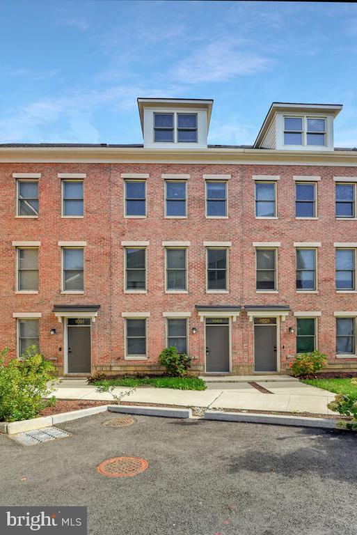 1003 Sycamore Se, Washington