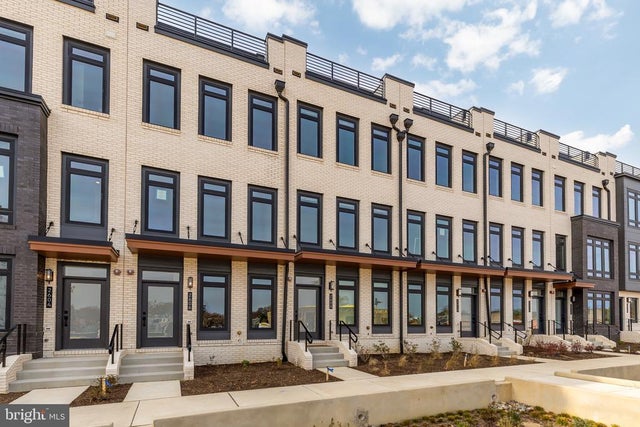 2608 Olmsted Ct Nw, Washington