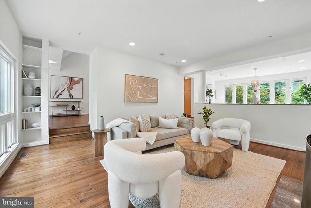 6702 Oregon Ave Nw, Washington