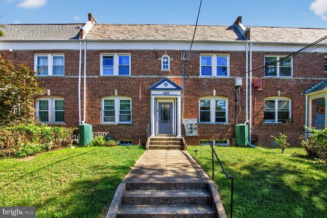 4009 8th St Ne #2, Washington