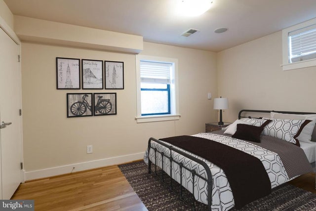 1300 Se K St Se #4, Washington