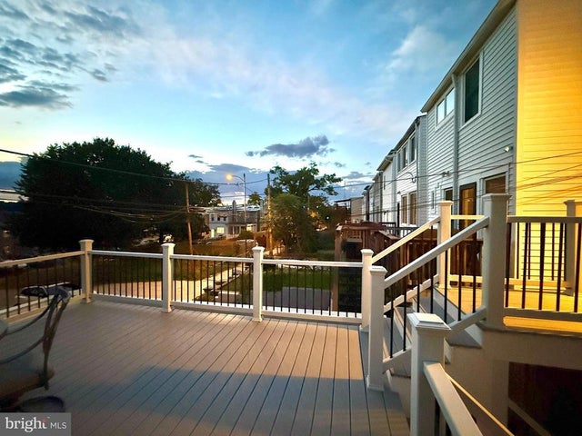 4610 9th St Nw, Washington