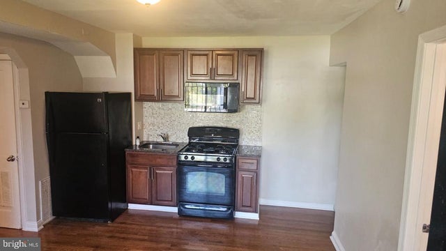 4630 Hillside Rd Se, Washington