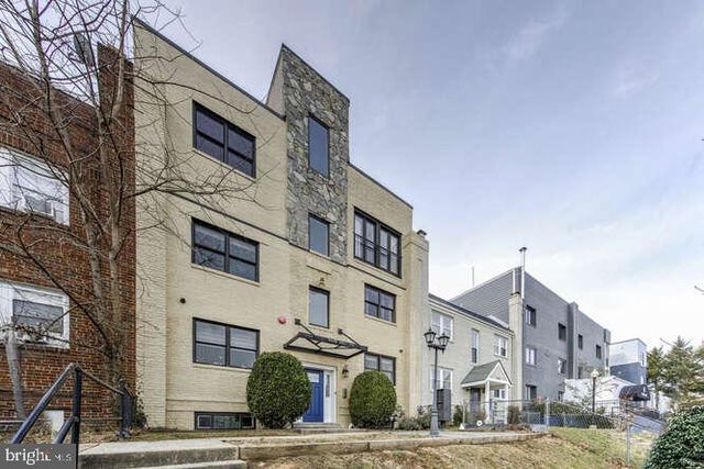 1928 3rd St Ne #2, Washington