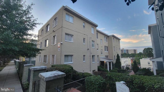 713 Brandywine St Se #301, Washington