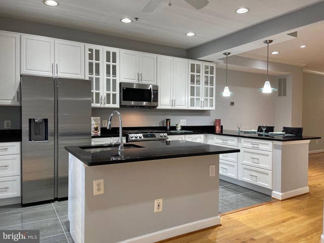 680 9th St Sw, Washington