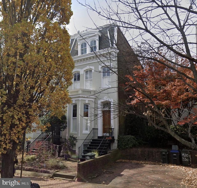 1426 33rd St Nw, Washington