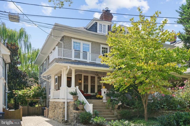 2924 Newark St Nw, Washington