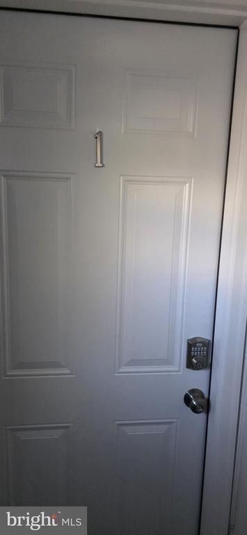 1400 Staples St Ne #1, Washington