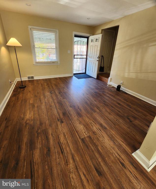 2330 14th Pl Se, Washington