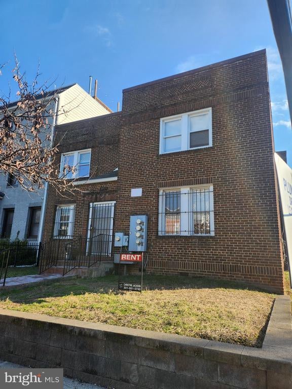 1601 E St Ne, Washington