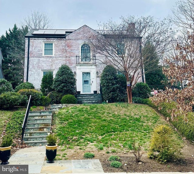 5724 27th St Nw, Washington