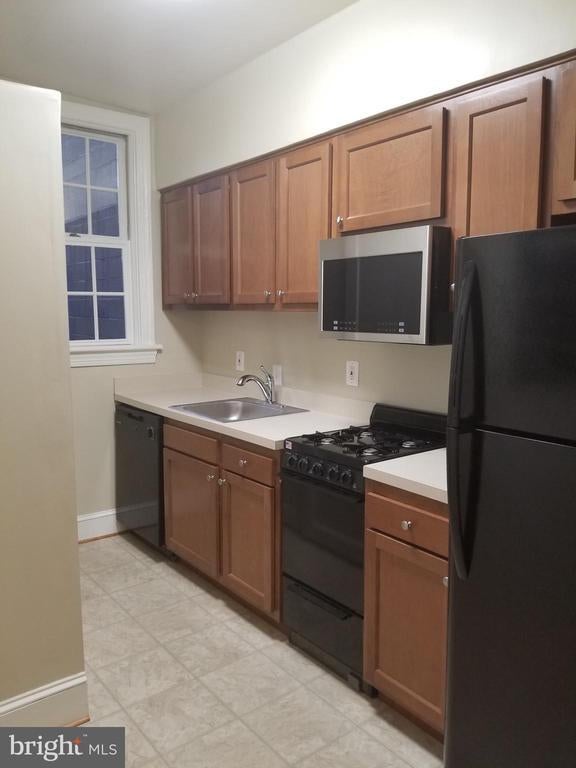 940 24th St Nw, WASHINGTON