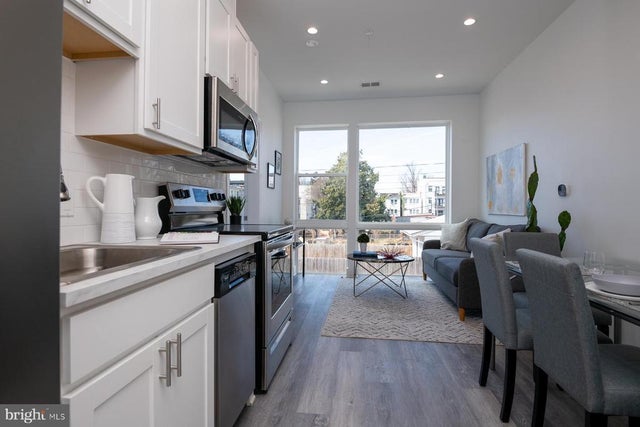 818 Bladensburg Rd Ne #203, Washington