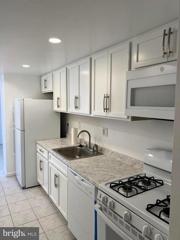 1342 Ne Levis St Ne, Washington