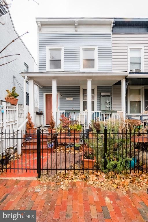 737 Morton St Nw #2, Washington