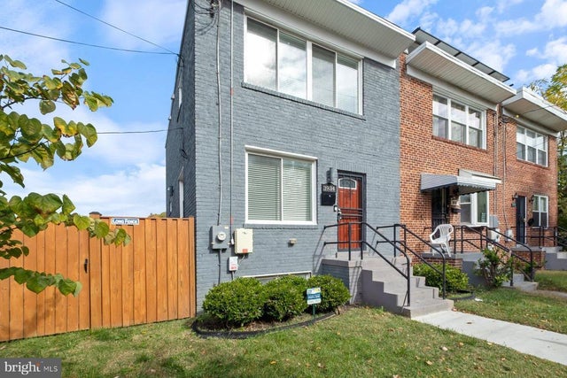 3934 Clay Pl Ne, Washington