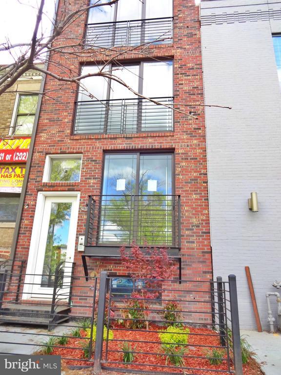 1311 Pennsylvania Ave Se #b, Washington