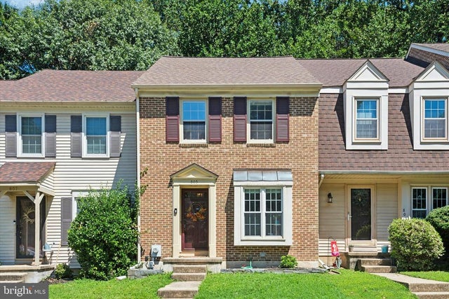 805 Stockbridge Dr, Hockessin