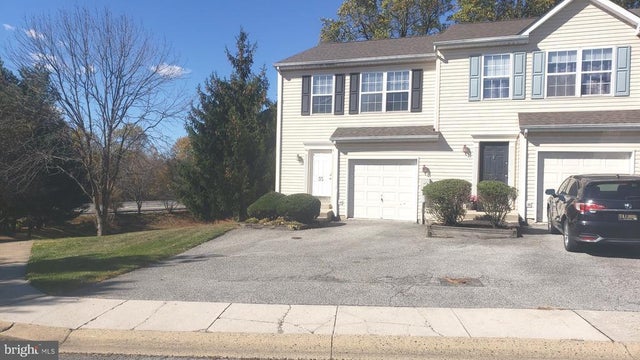 35 Tether Ct, Wilmington