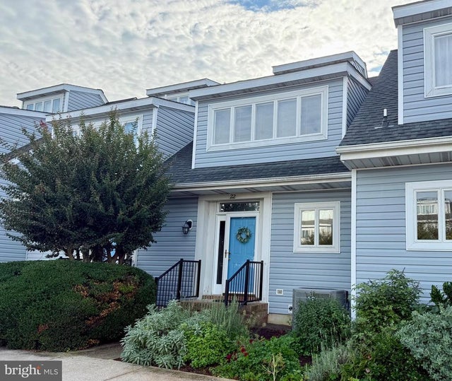 22 Henlopen Gdns, Lewes