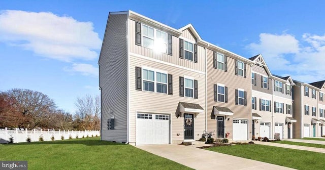 17605 Fieldstone Ave, Milford